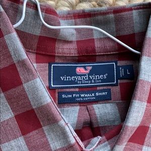 Vineyard Vines button down shirt